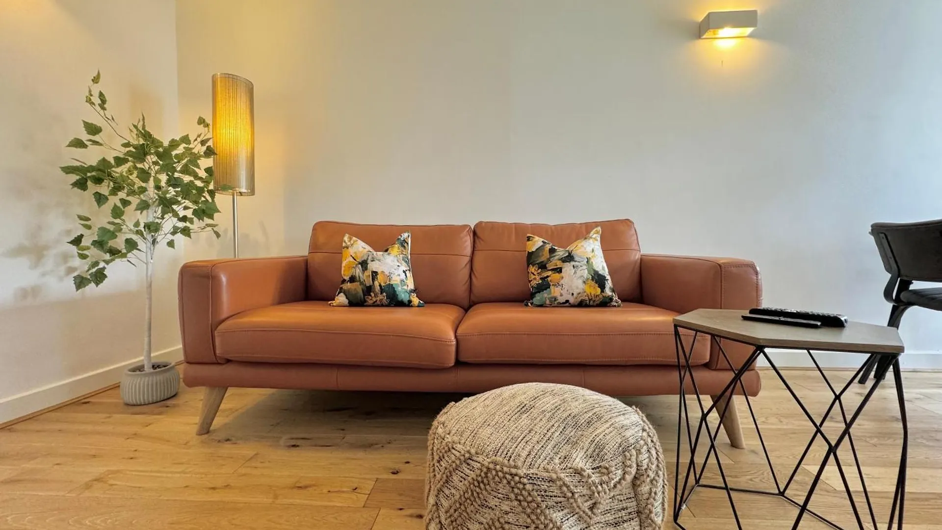 The Wilsons Courtyard, 2 - Bed, Sleeps 4, Pets Welcome Ulverston