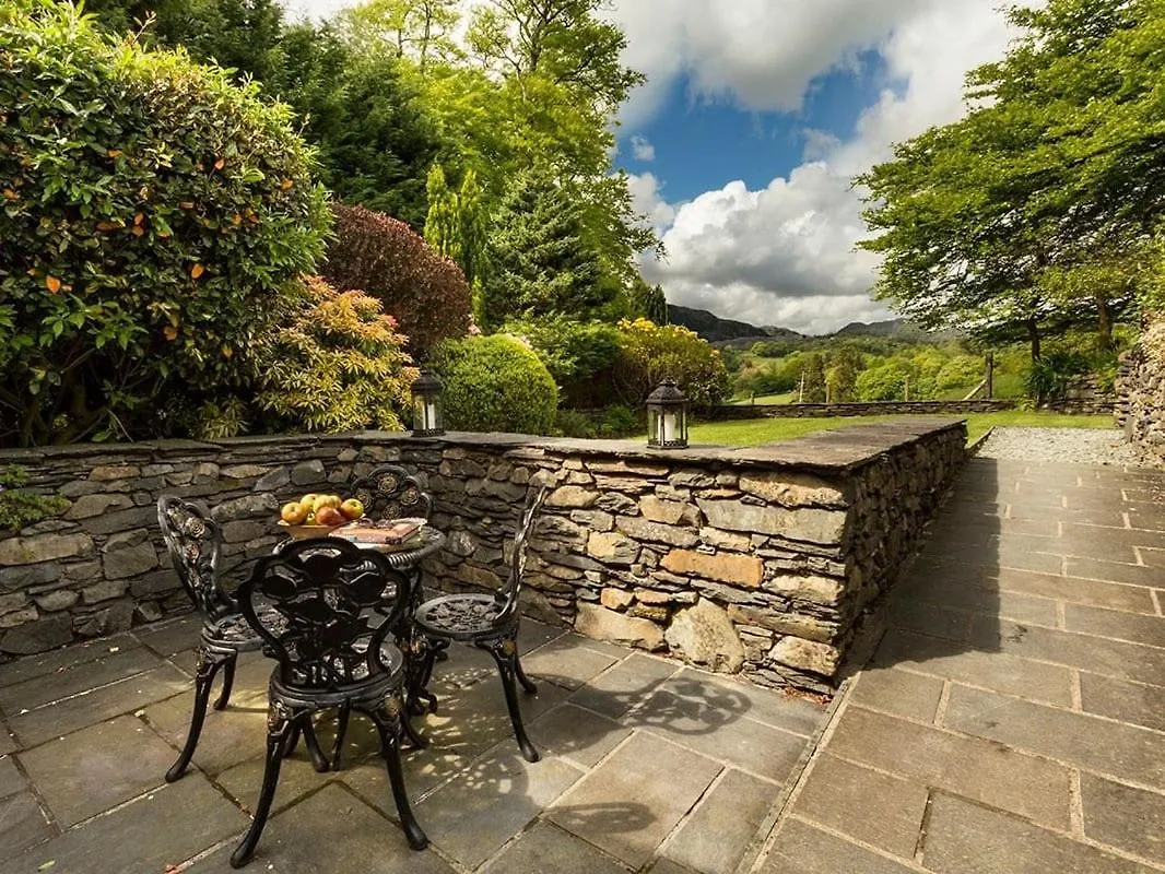 2 Bed In Lcc17 * Coniston