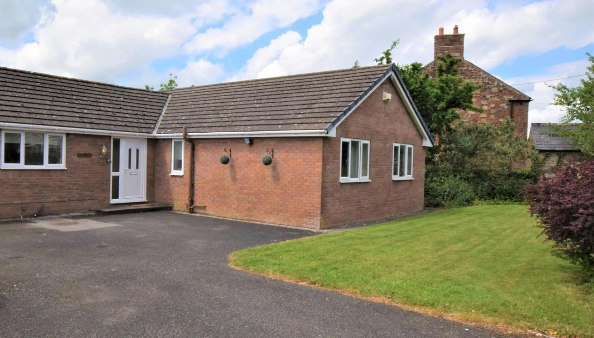4 Bed In 80541