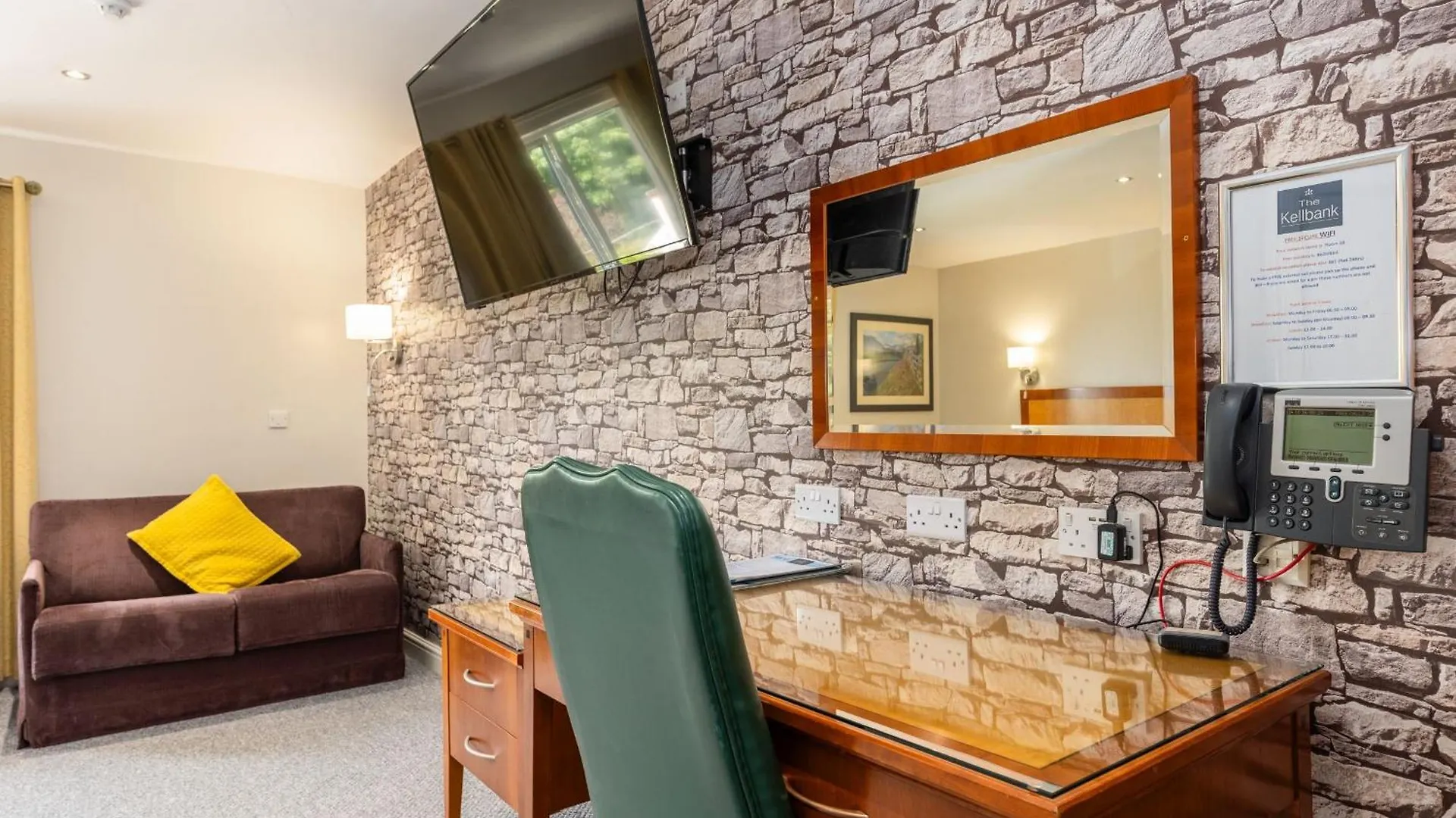 The Kellbank Hotel 3*