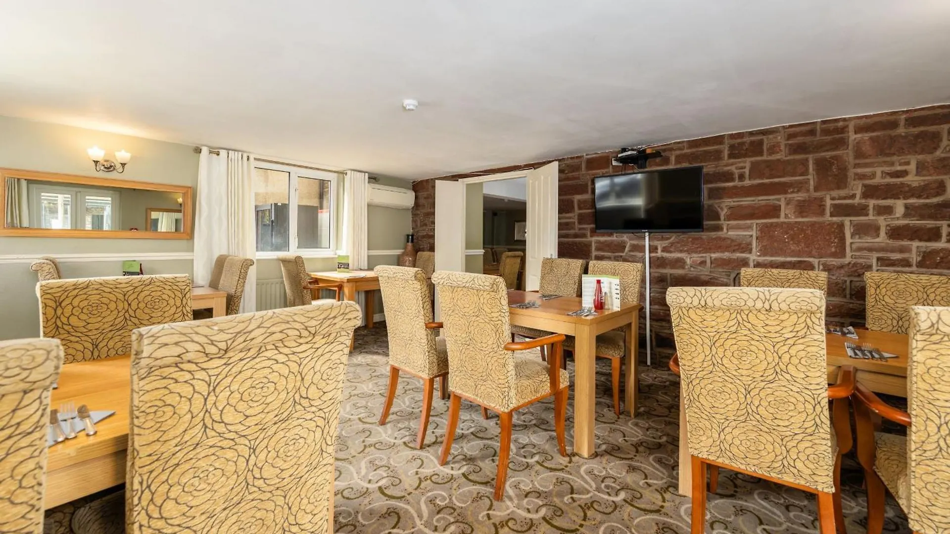 Hotel The Kellbank 3*