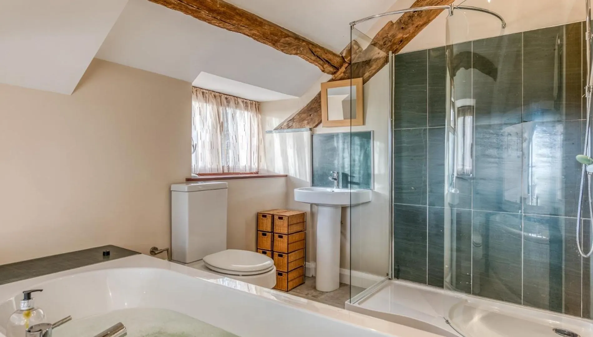 Holiday home 4 Bed In Broughton Mills 75286