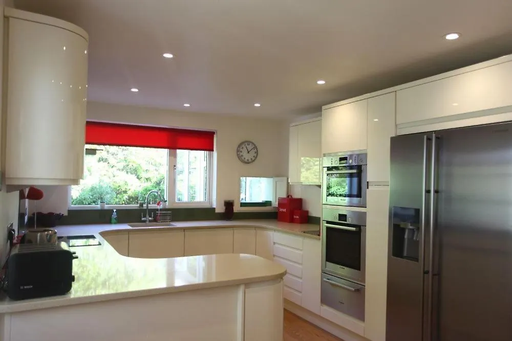 Holiday home Hilltop, Spacious With Incredible Views