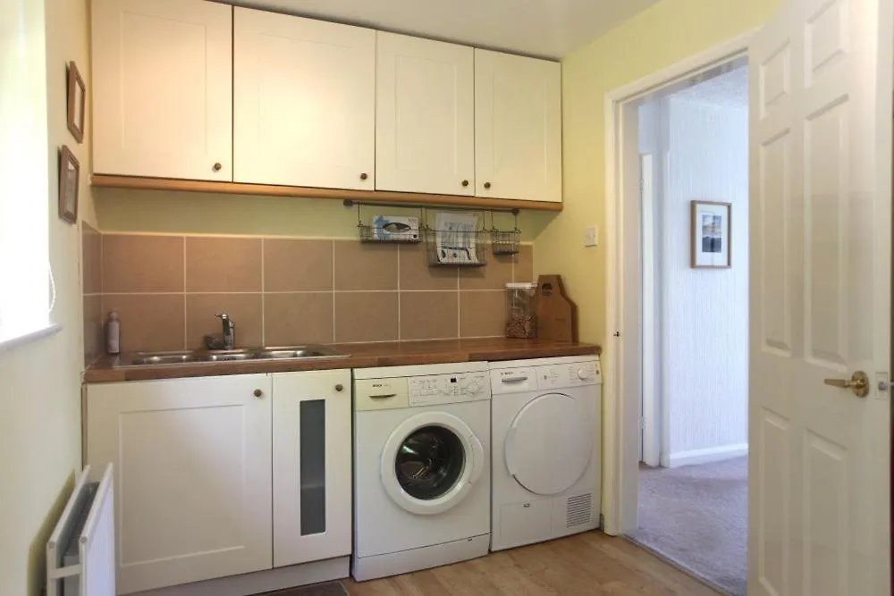 Hilltop, Spacious With Incredible Views * Coniston