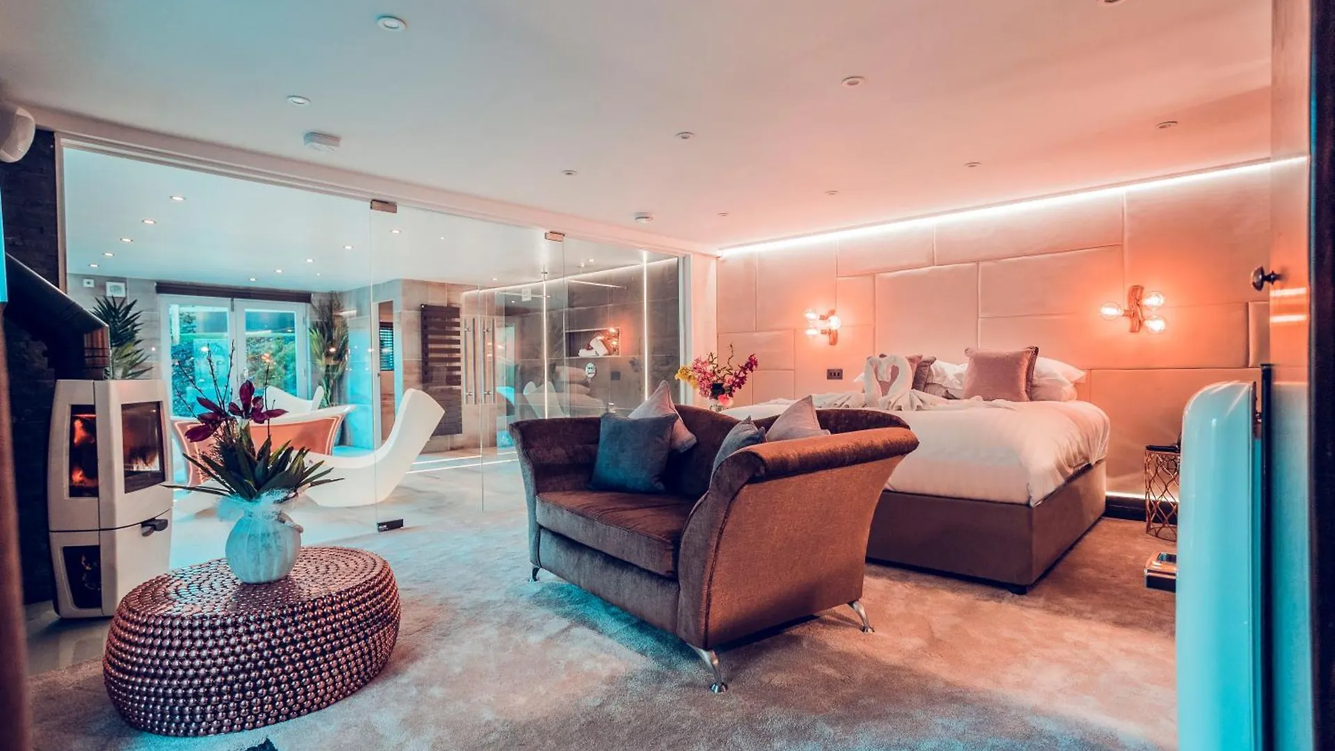 Hotel Aphrodites Group - Luxury Hot Tub In District! 5*