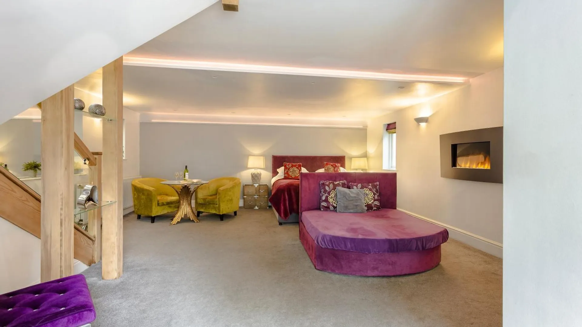 Aphrodites Group - Luxury Hot Tub In District! Bowness-on-Windermere