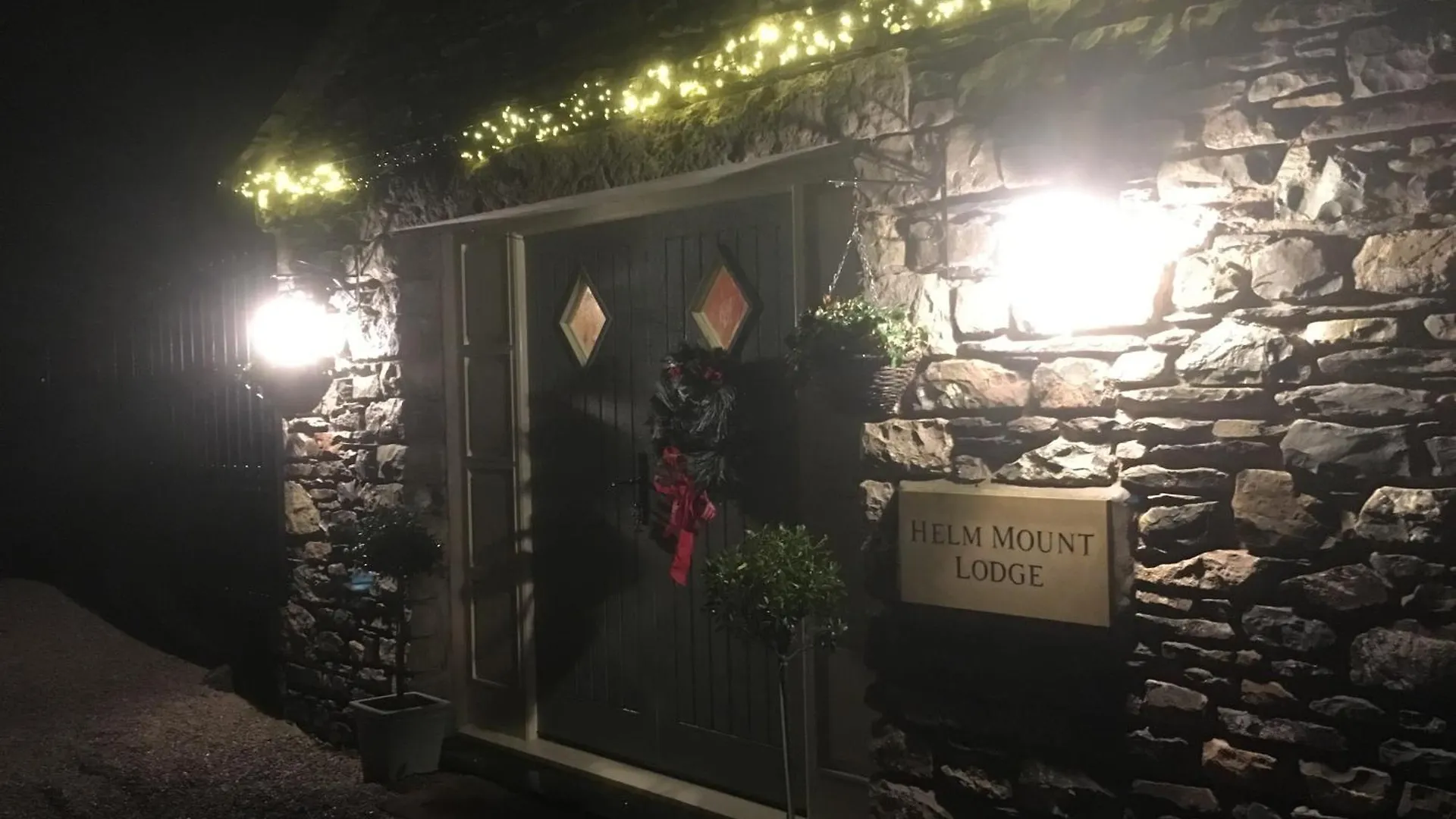 Helm Mount & Holiday home