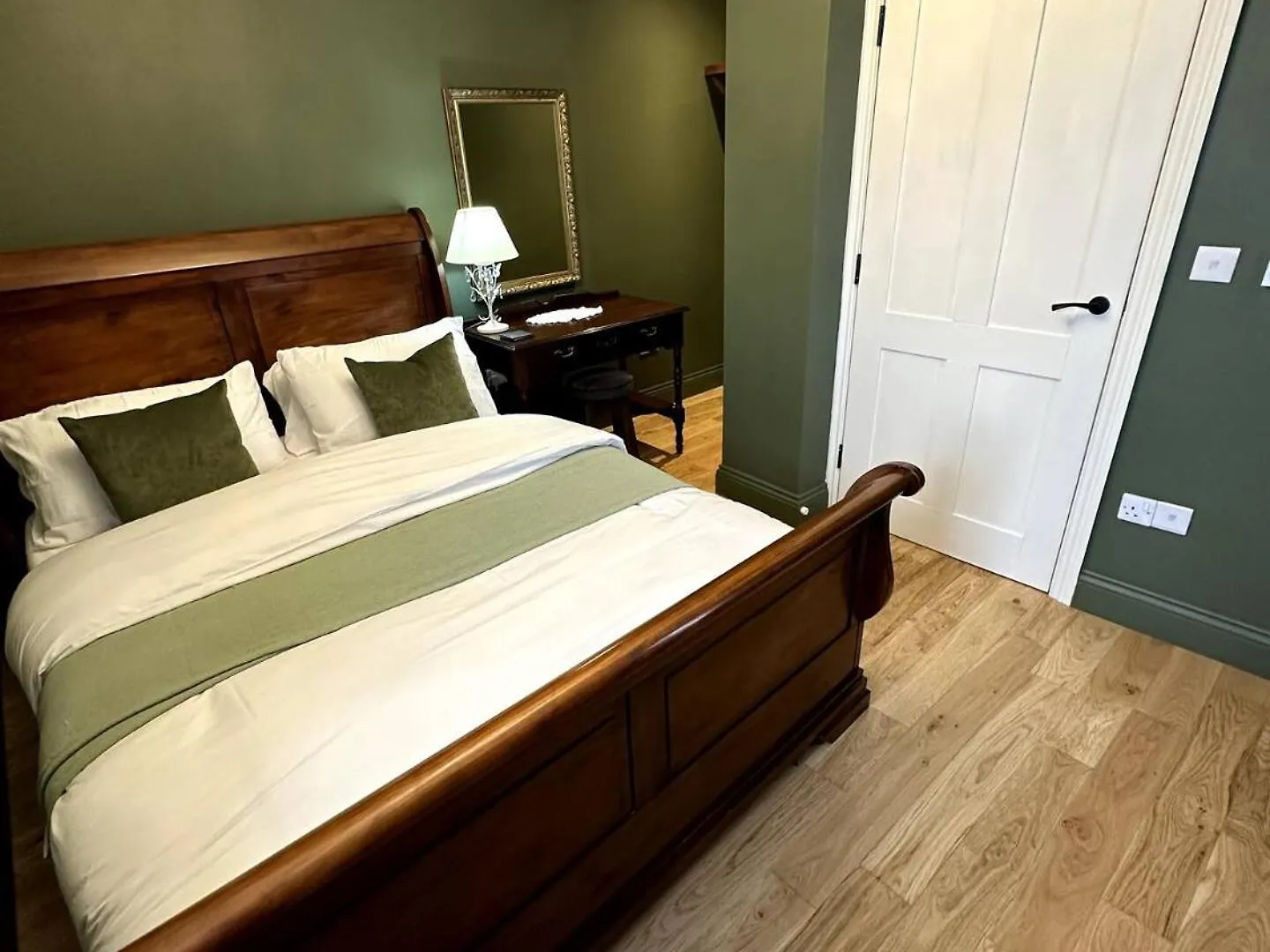 Station 3 Bed Ev & Free Parking Holiday home Langwathby
