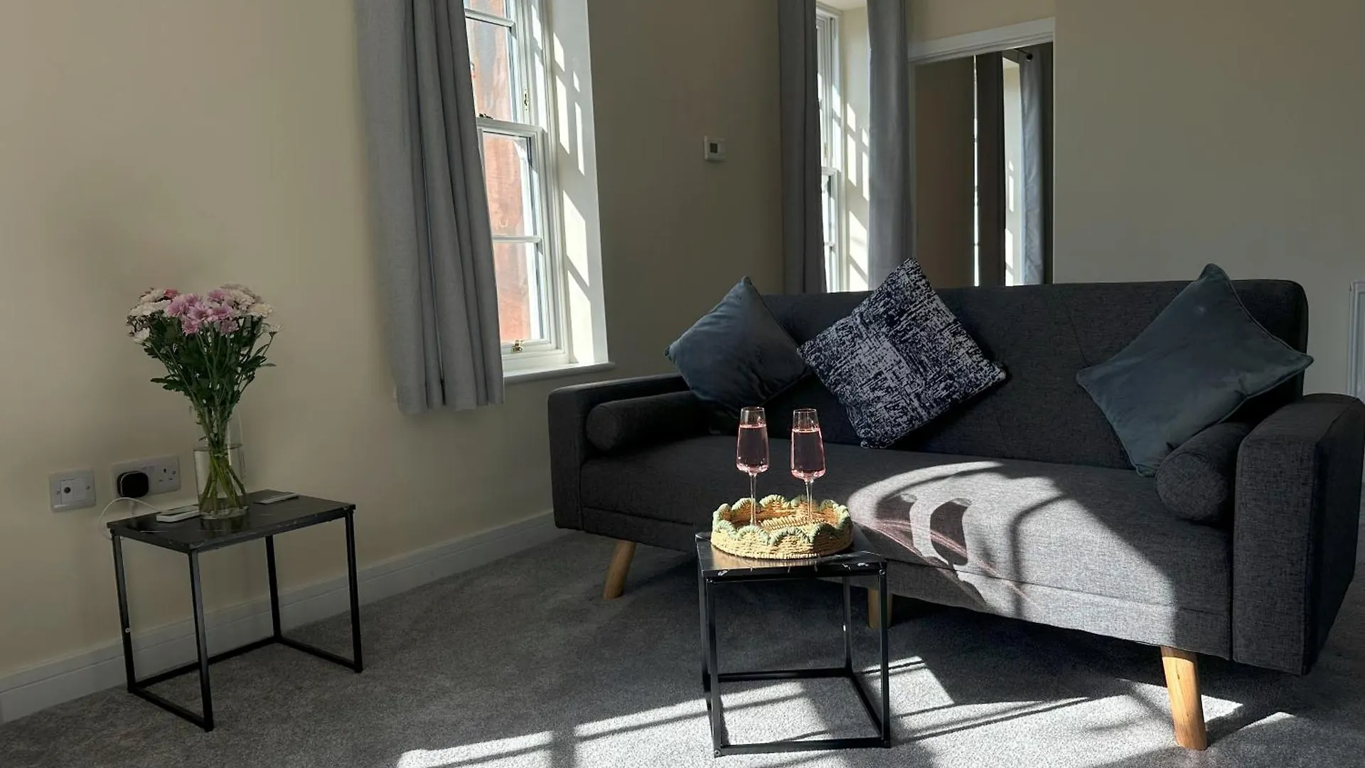 Allerby Apartment *