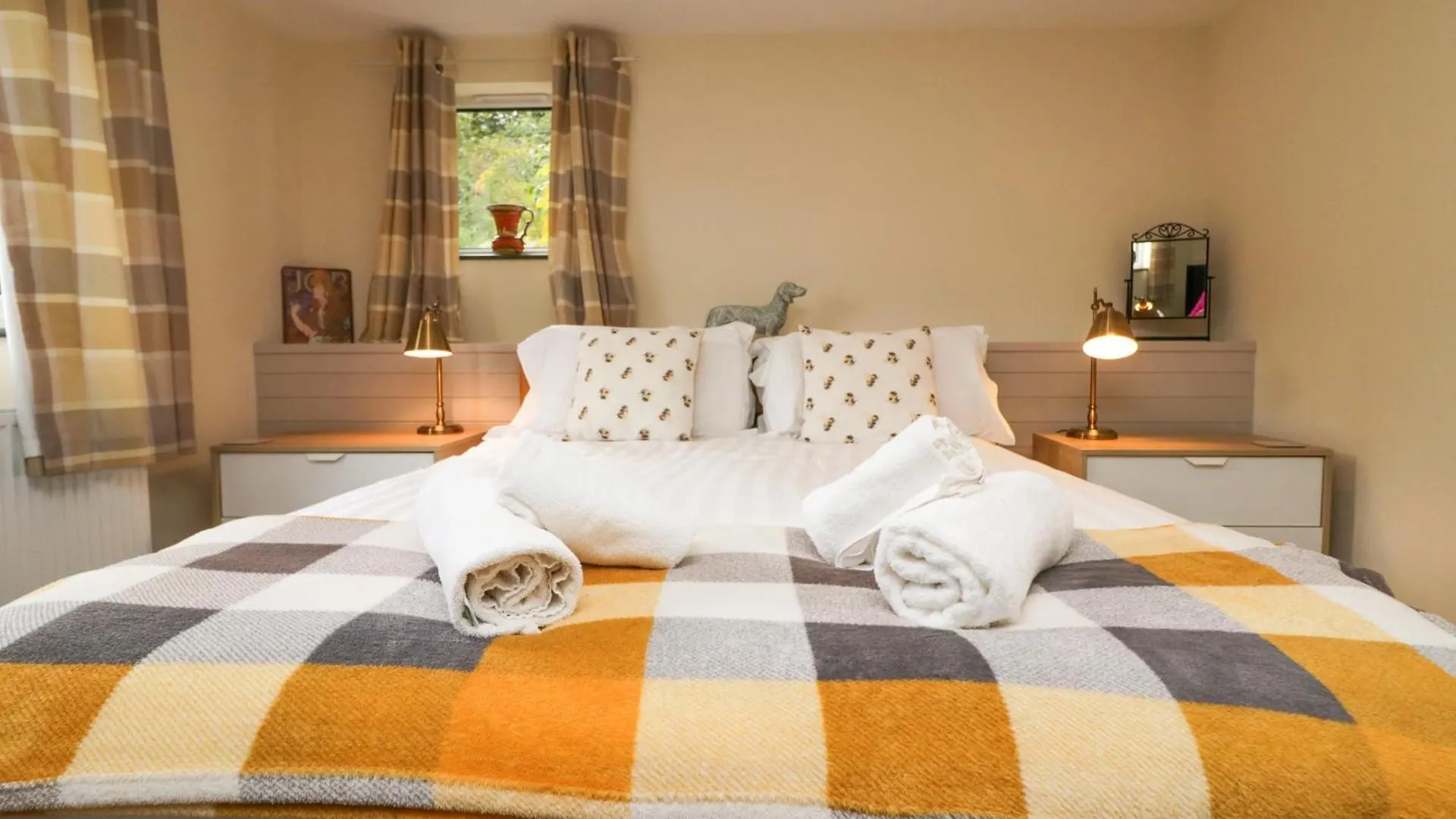 Inglenook * Ulverston