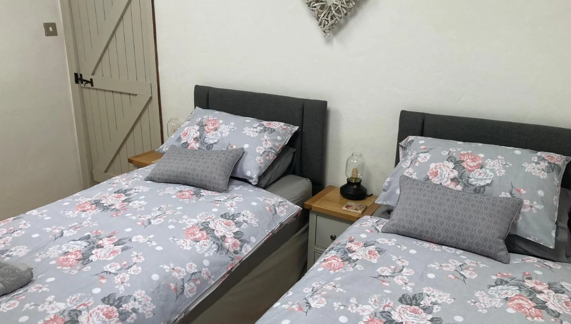 3 Bed In 85686 Backbarrow
