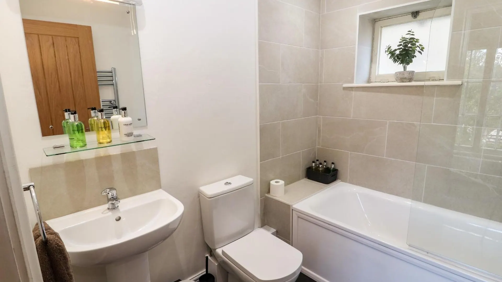 Holborn Cottage, Blencathra Street בית נופש *