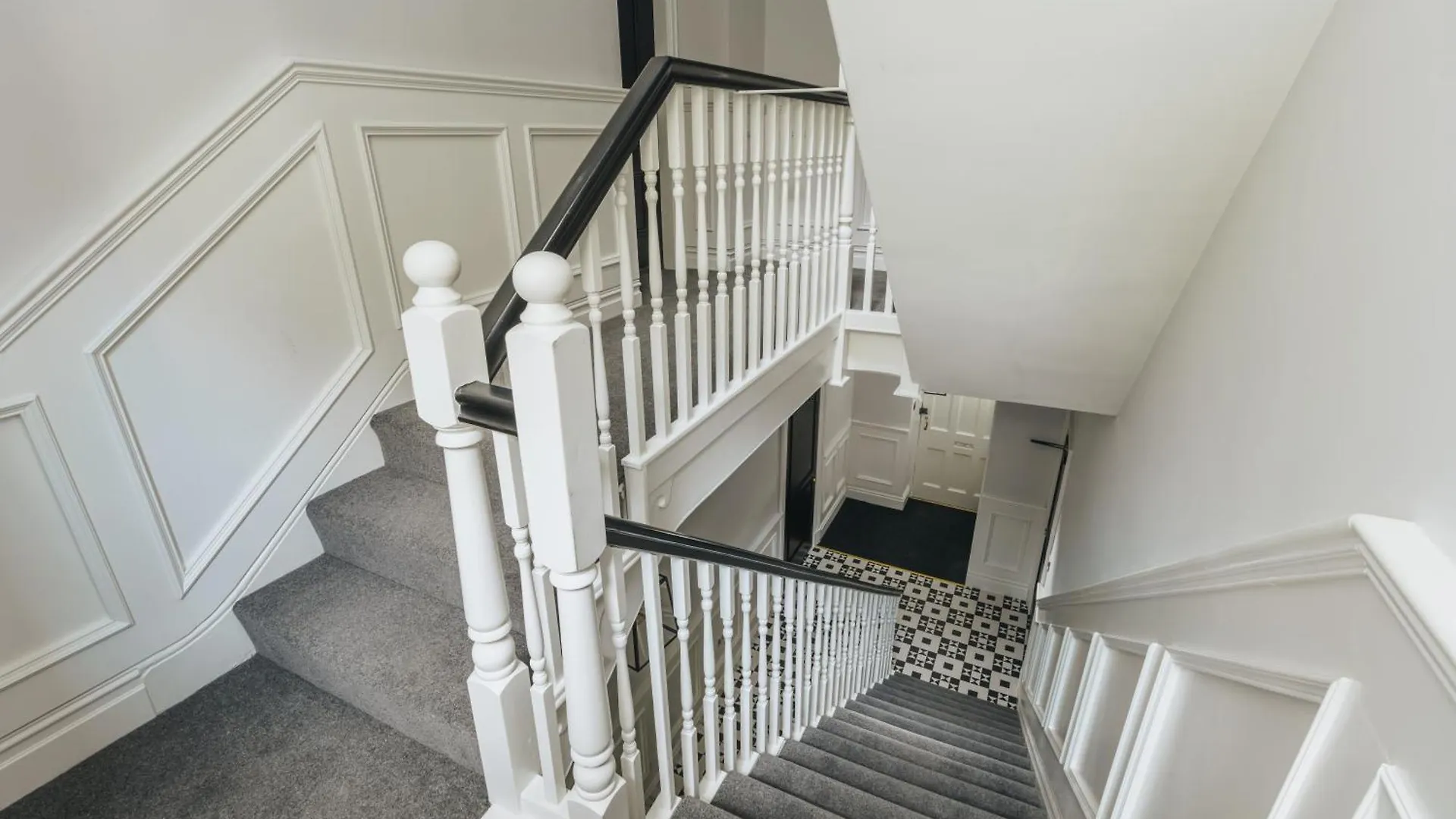 Aspen Suite, The Old Bank House