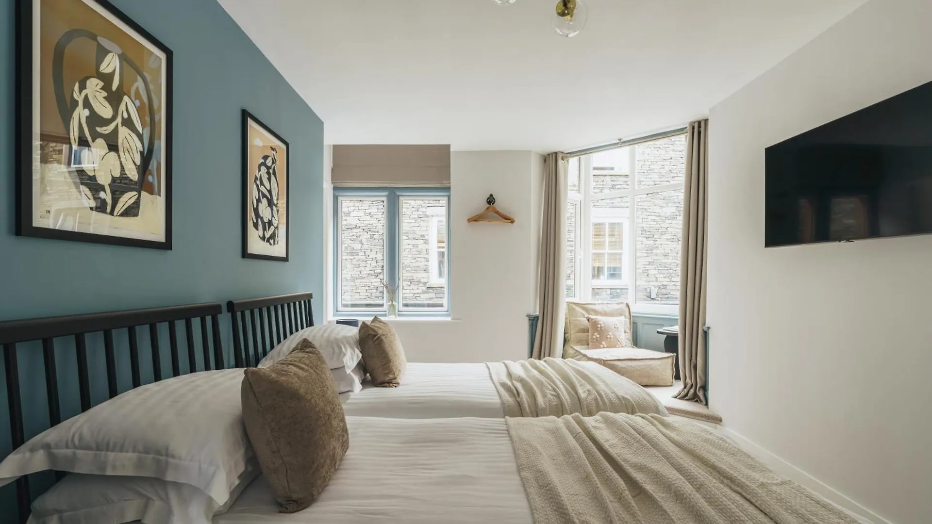 Aspen Suite, The Old Bank House Apartment