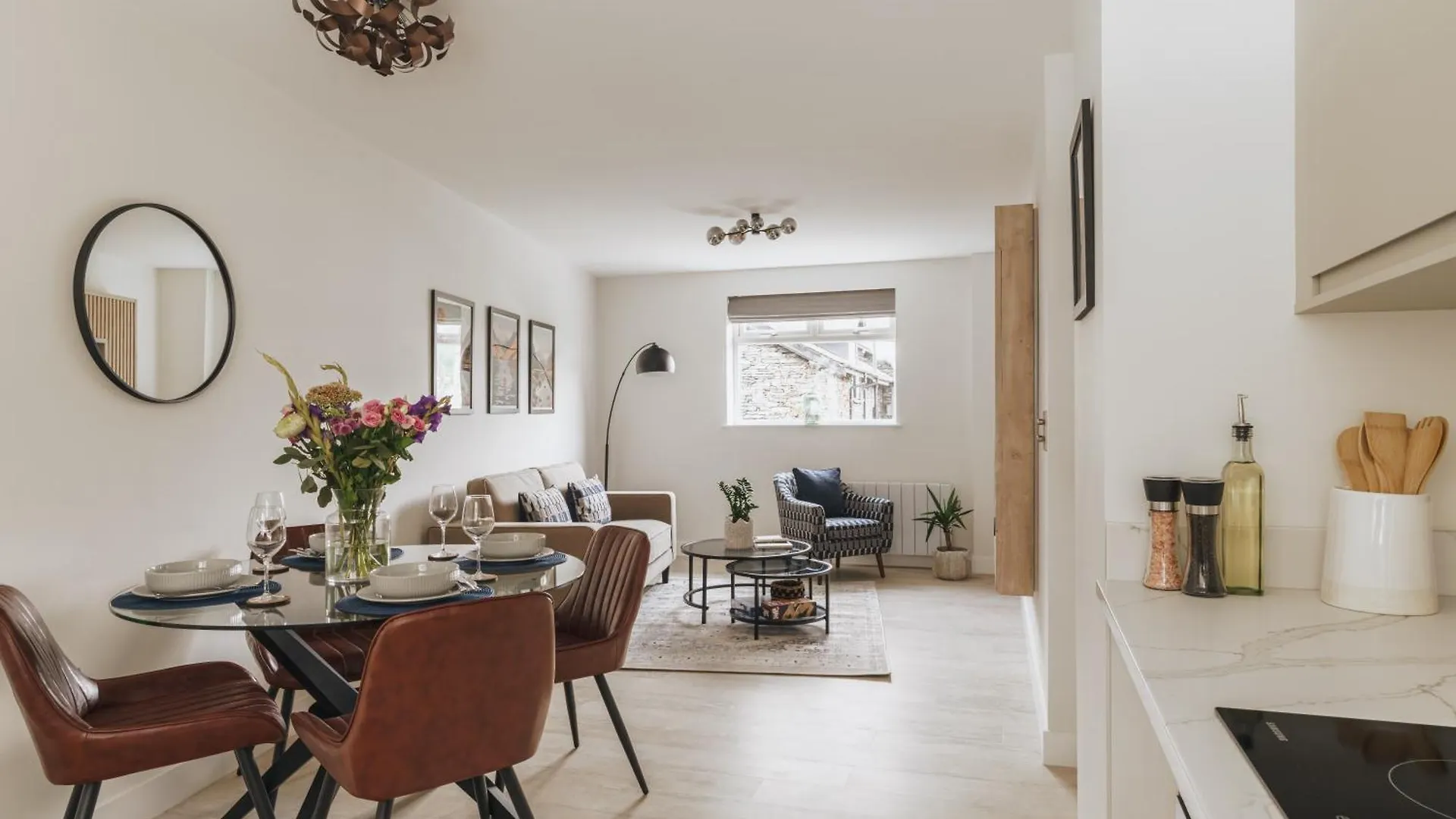 Aspen Suite, The Old Bank House Apartment *