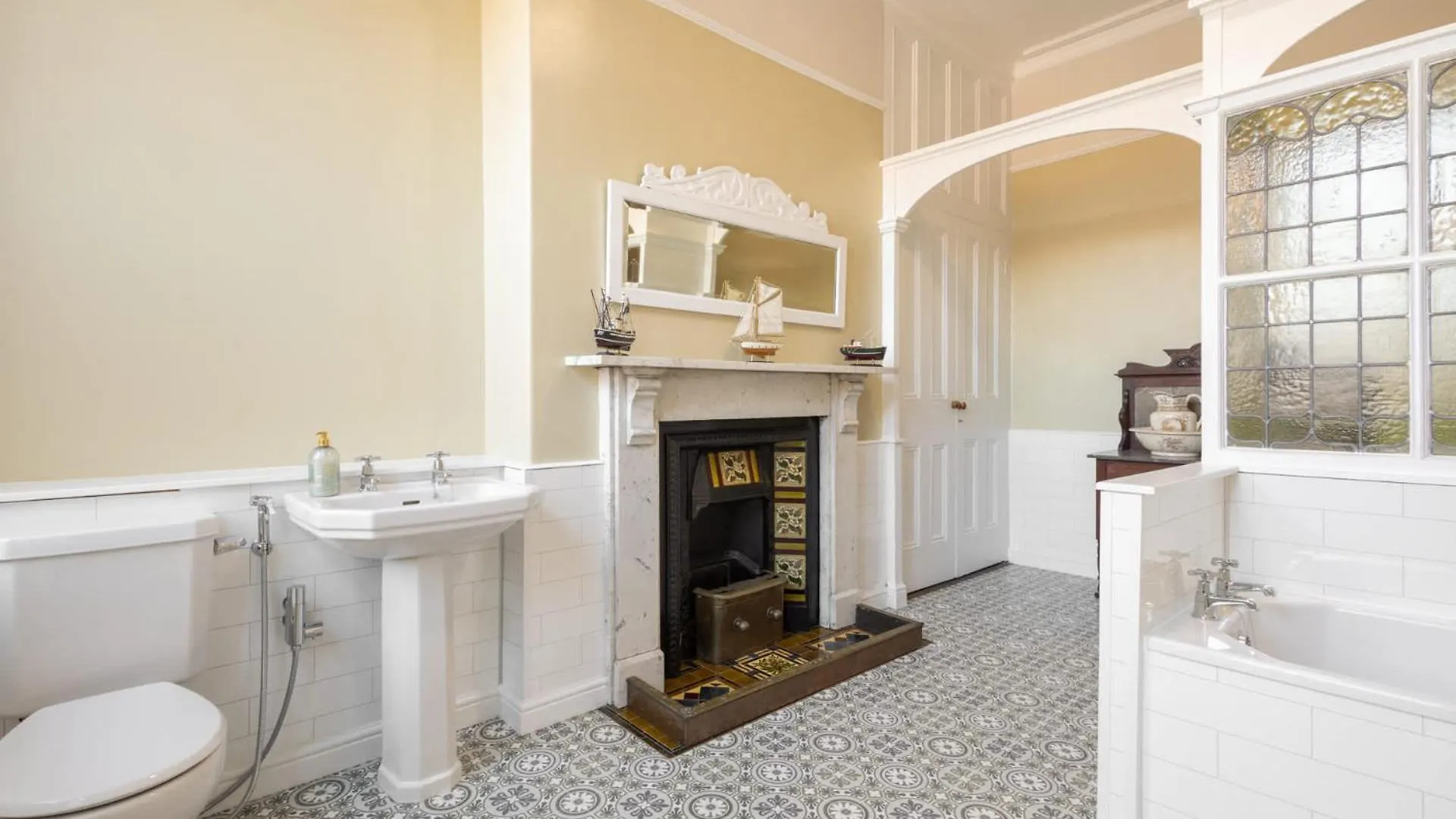 Host & - Chatsworth Townhouse Ii * Carlisle (Cumbria)