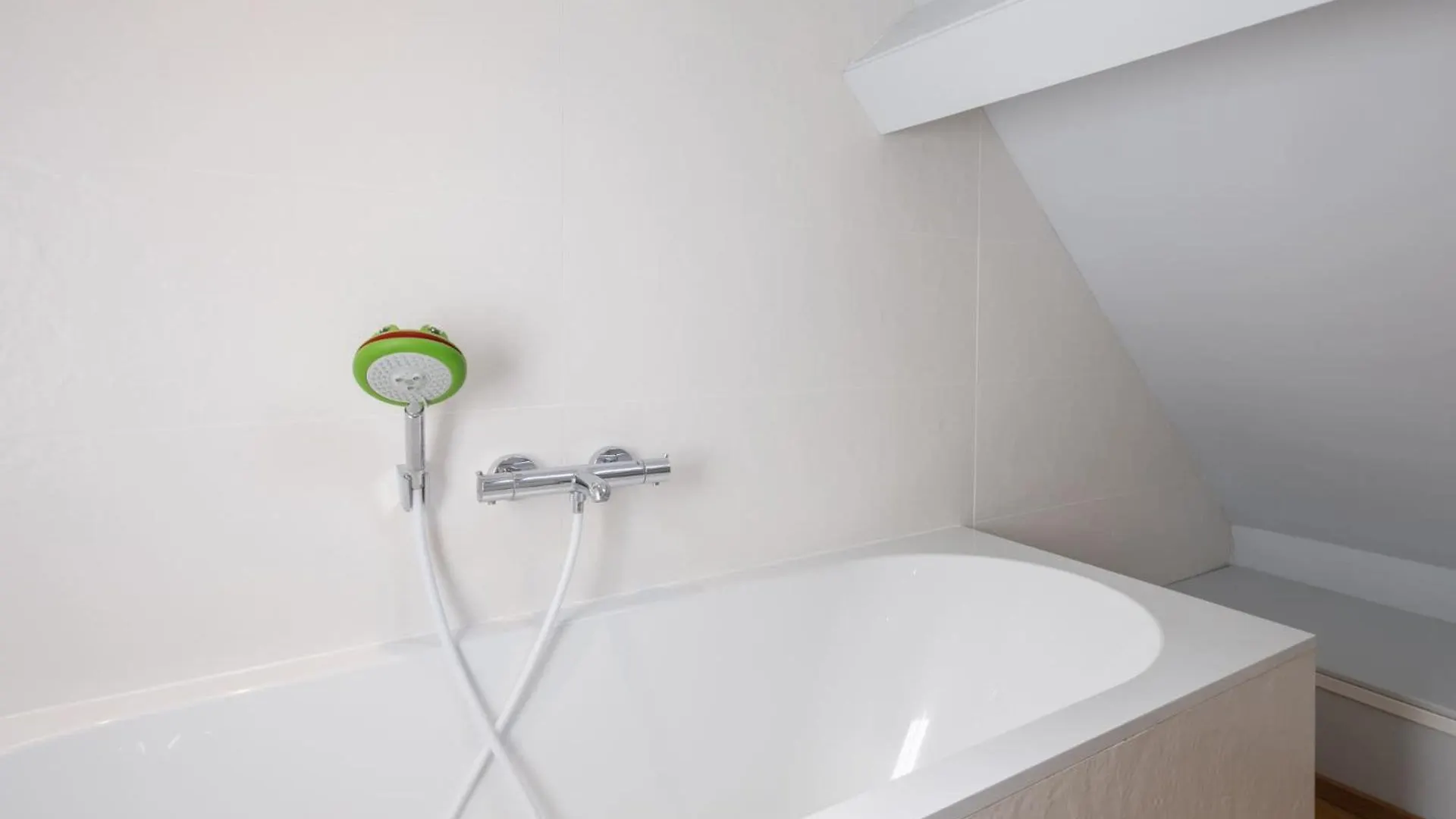 Host & - Chatsworth Townhouse I