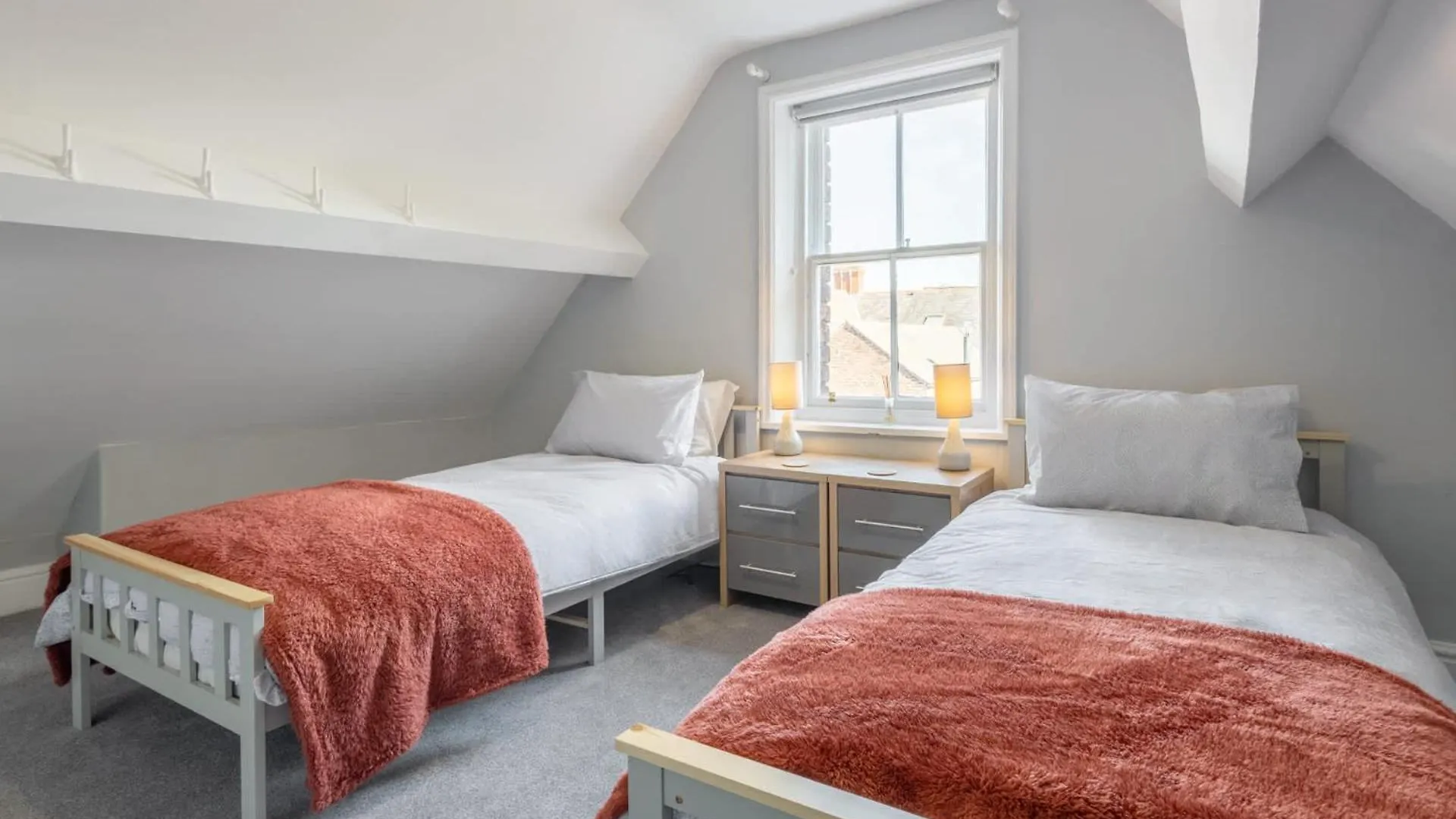 Host & - Chatsworth Townhouse I Holiday home