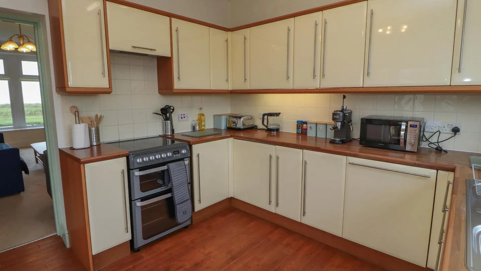Burnbank Holiday home *