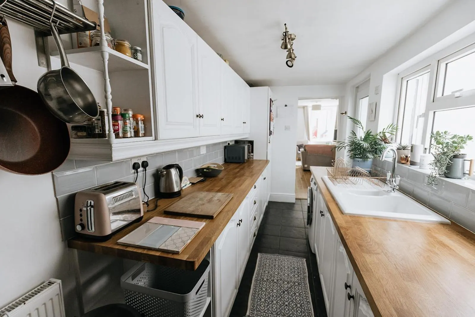 Sun - Cosy In With A Log Burner In Ulverston, Cumbria Holiday home Ulverston