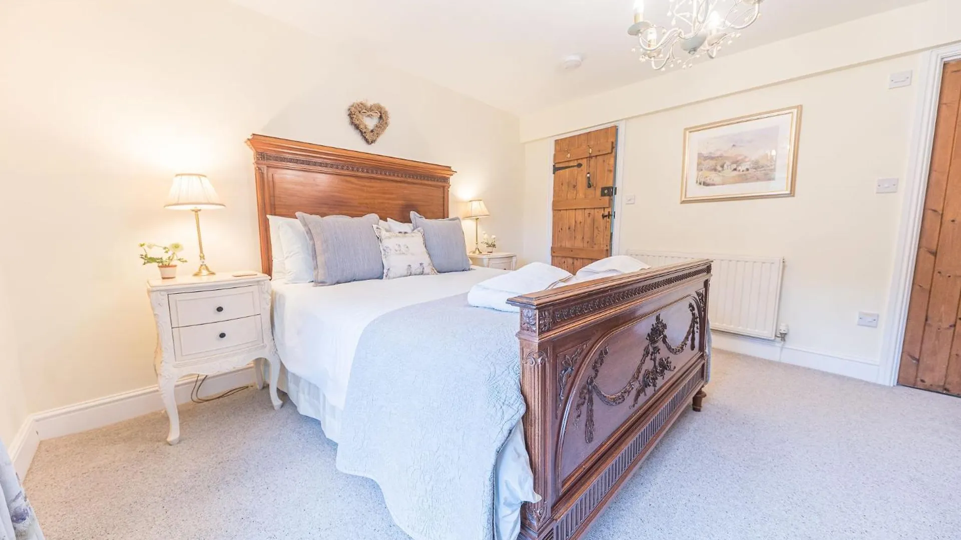 Dixon Ground Farm, Luxury For 6 In *