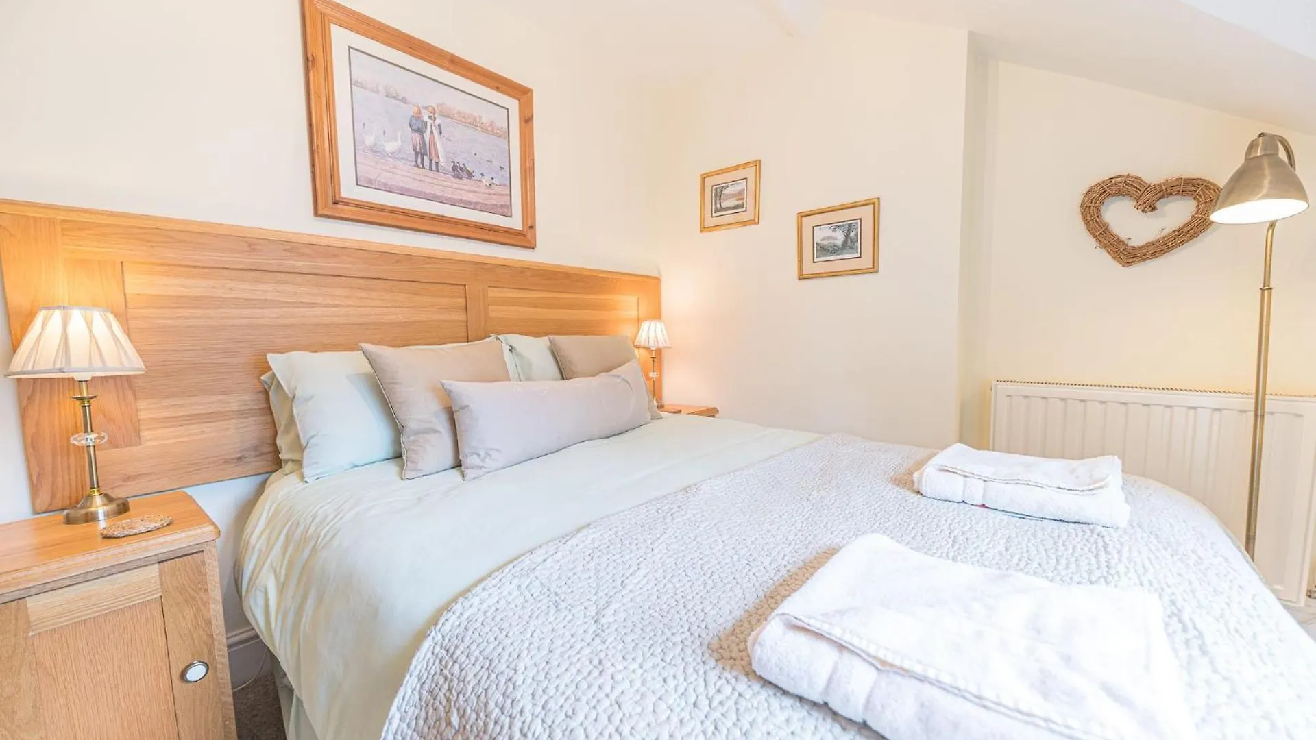 Dixon Ground Farm, Luxury For 6 In *