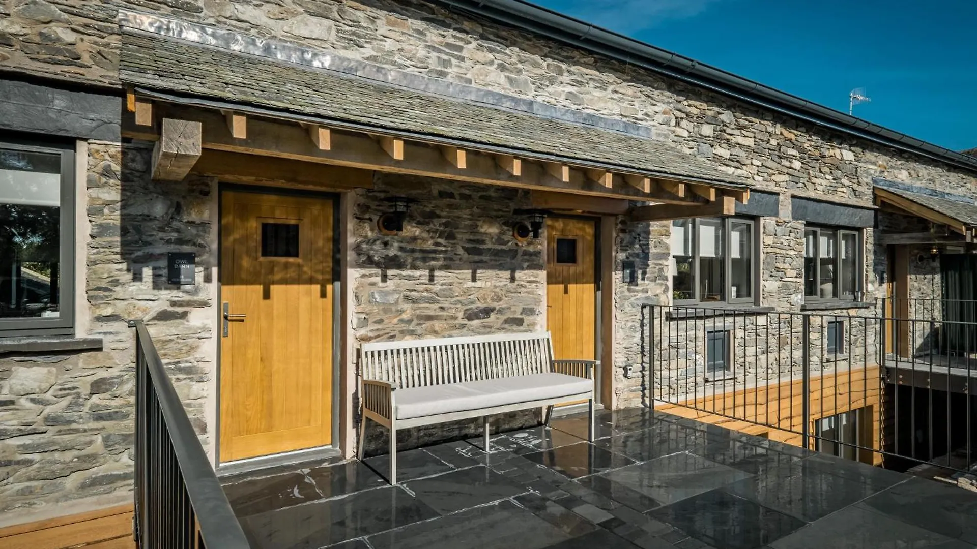 Owl Barn At The Heaning Estate *