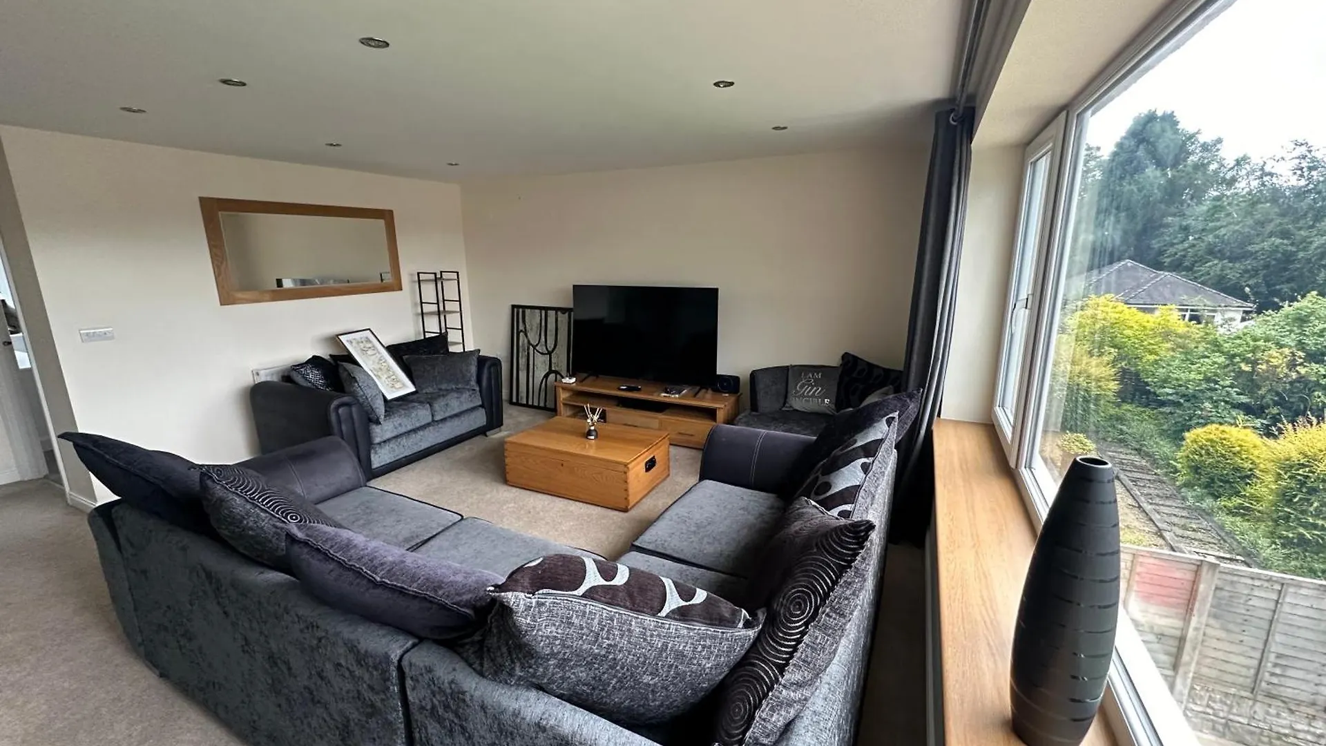 Modern Hot Tub 3 Bed Keswick (Cumbria)