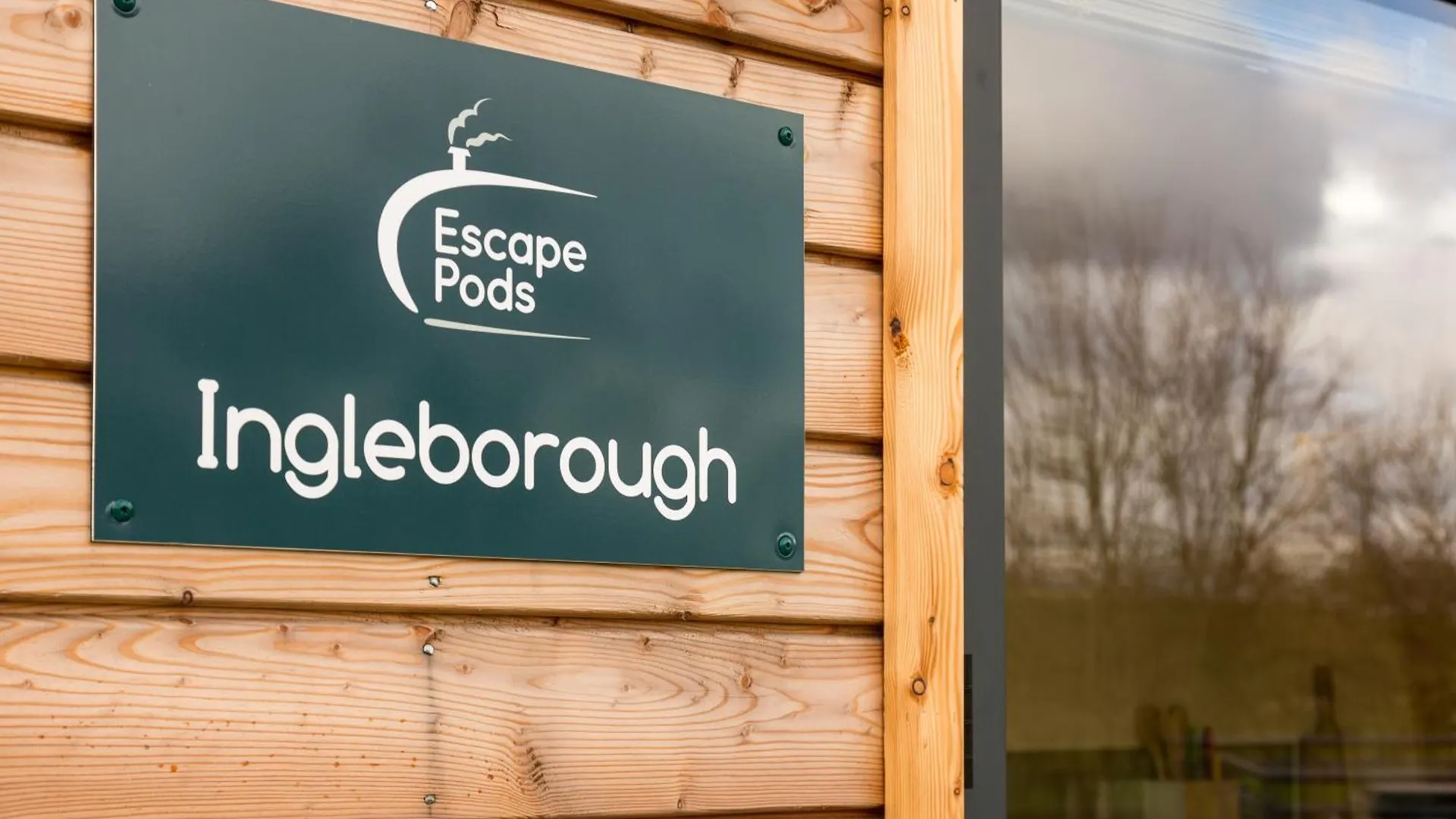 Ingleborough Luxury Pod With Hot Tub At Fell View Park Kirkby Lonsdale