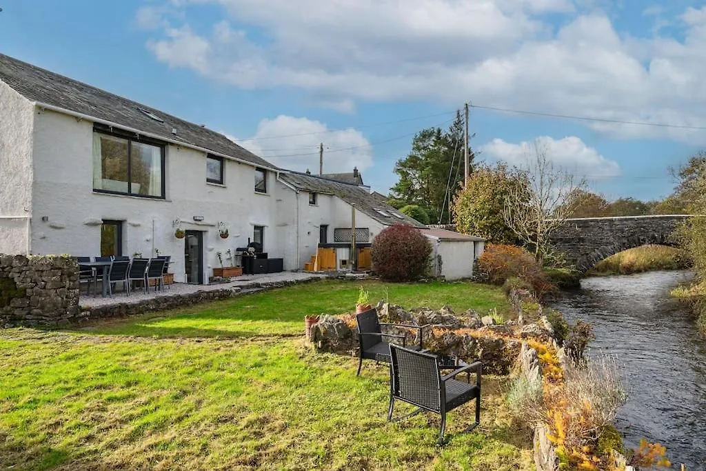 5 Star District Luxury, Pet Friendly, Hot Tub Holiday home