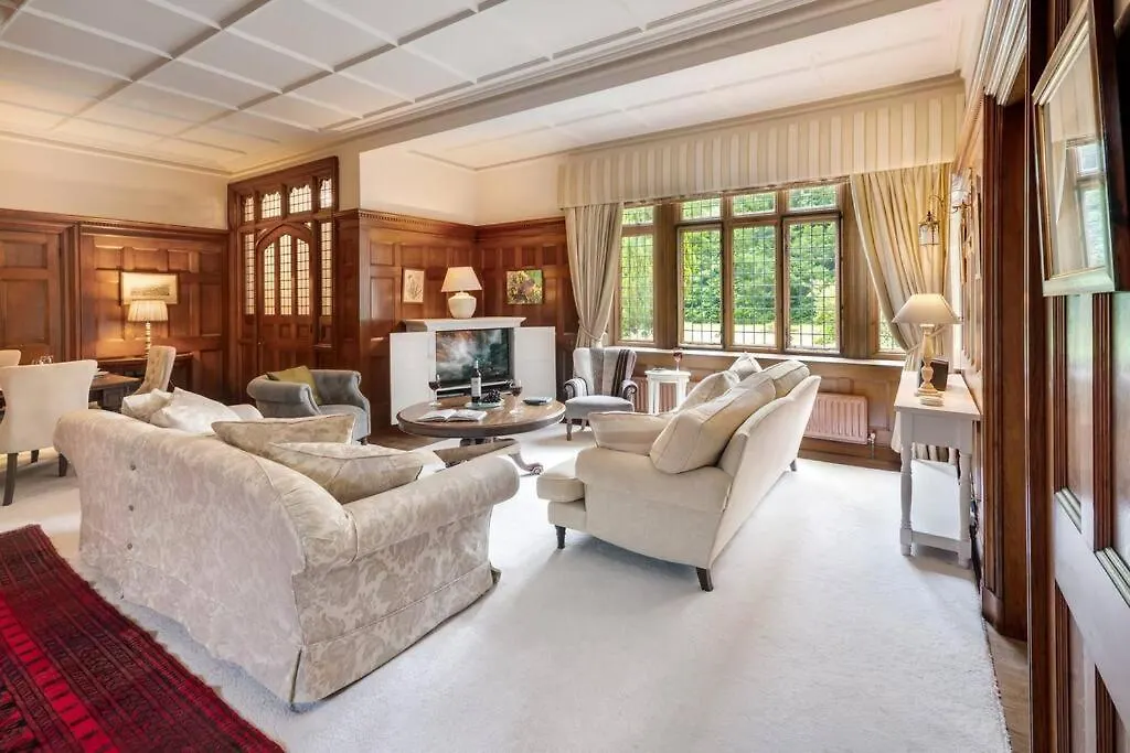 Apartment Richmond Place - In Private Mansion