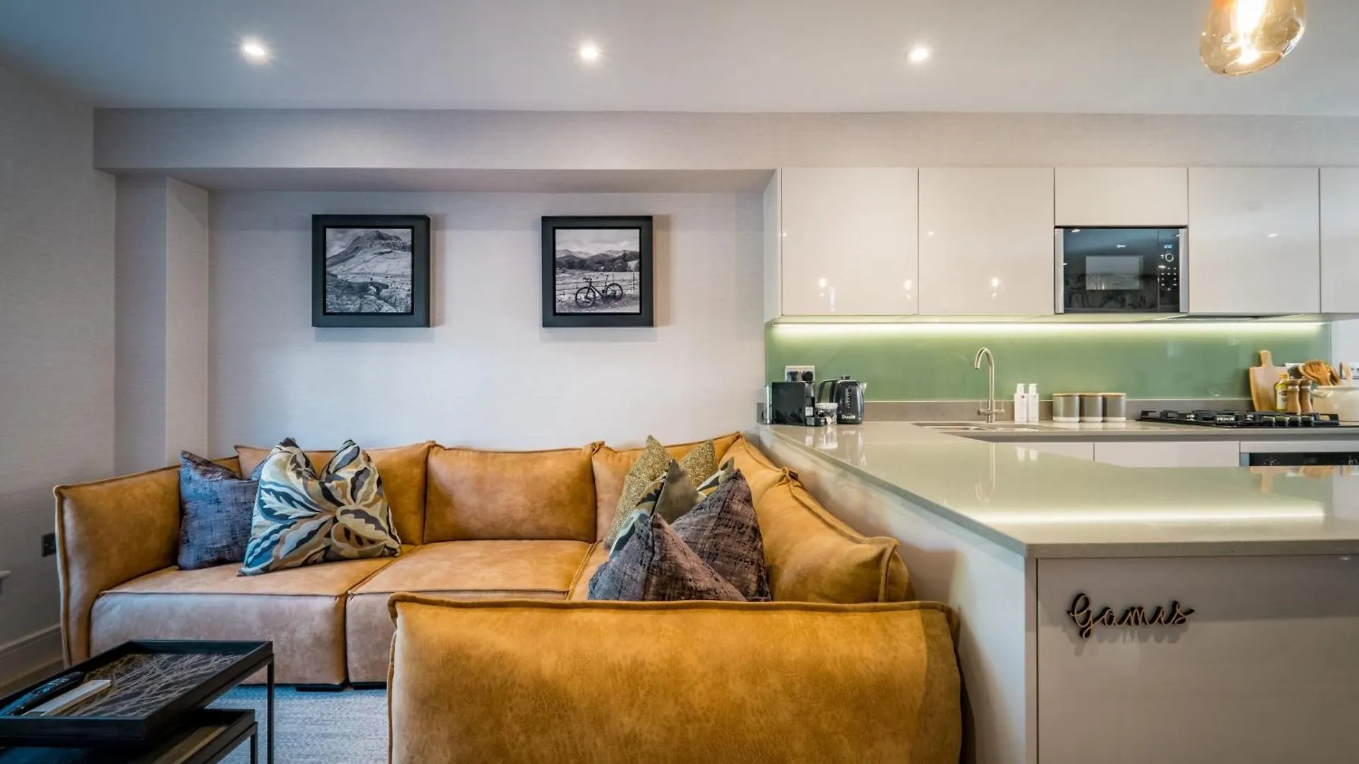 Hollybush Barn At The Heaning Estate Holiday home *