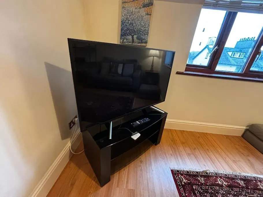 Dovera, Private Parking Included, On Windermere * Bowness-on-Windermere