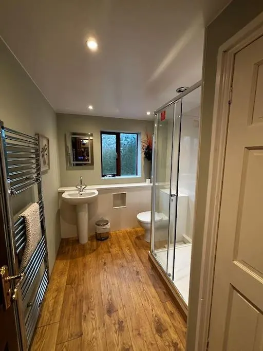 Dovera, Private Parking Included, On Windermere Bowness-on-Windermere