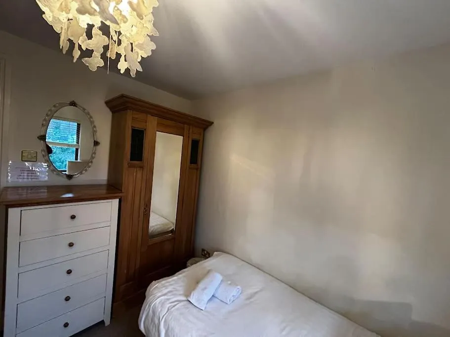 Apartment Dovera, Private Parking Included, On Windermere *