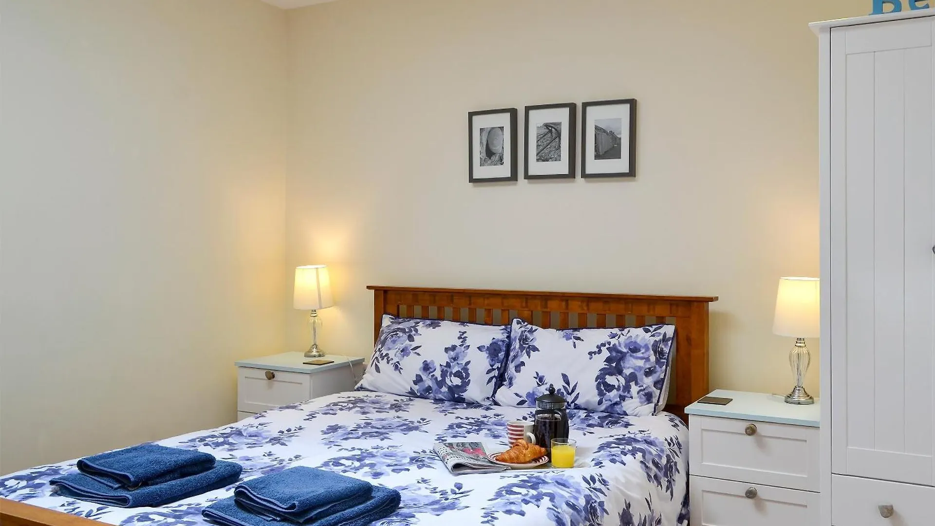 Porthole Holiday home