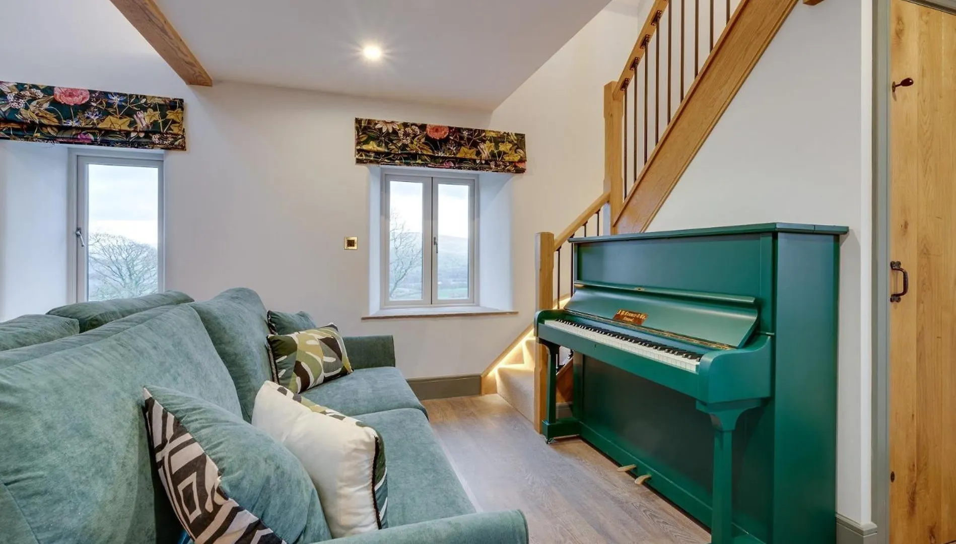 7 Bed In 93325 *