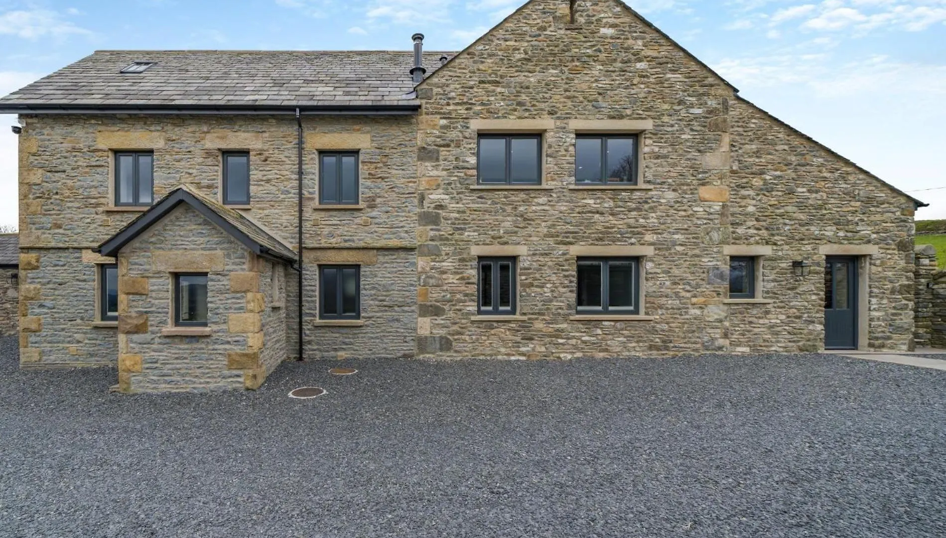 7 Bed In 93325 *