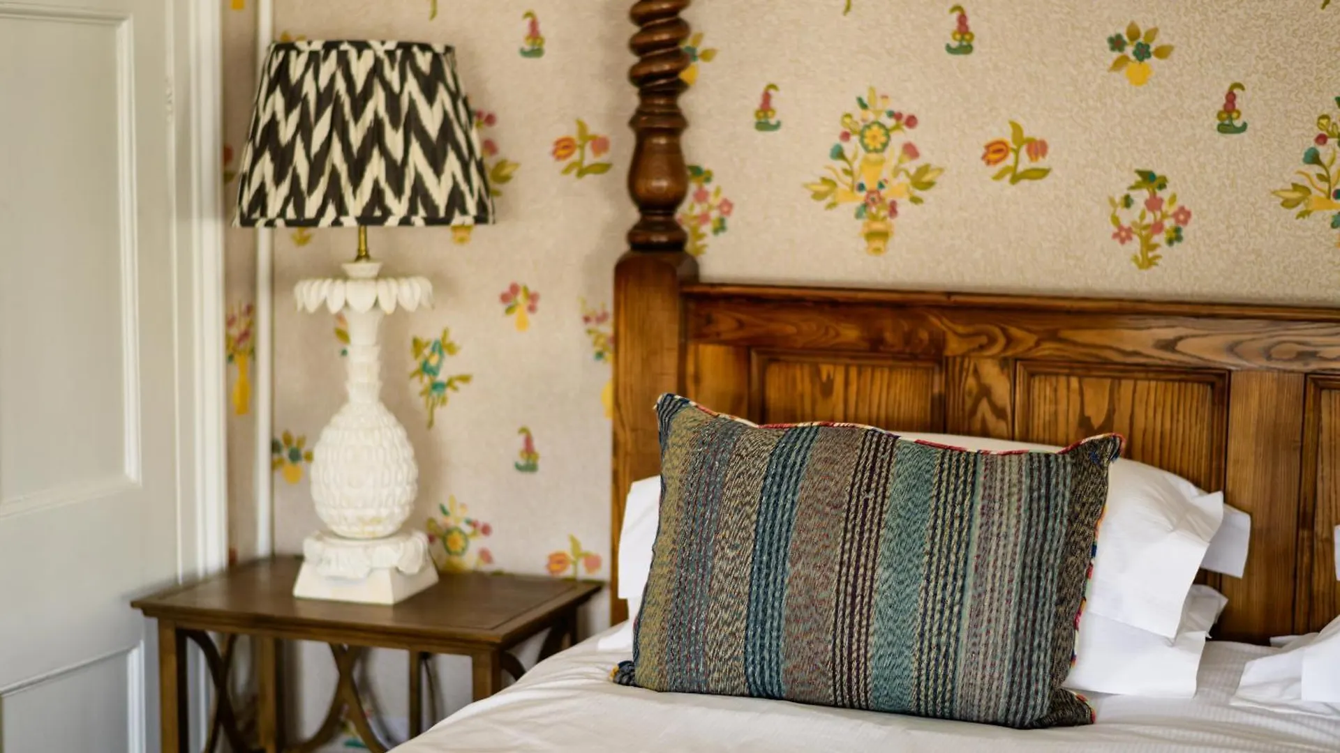 Queen's Head Askham Inn *