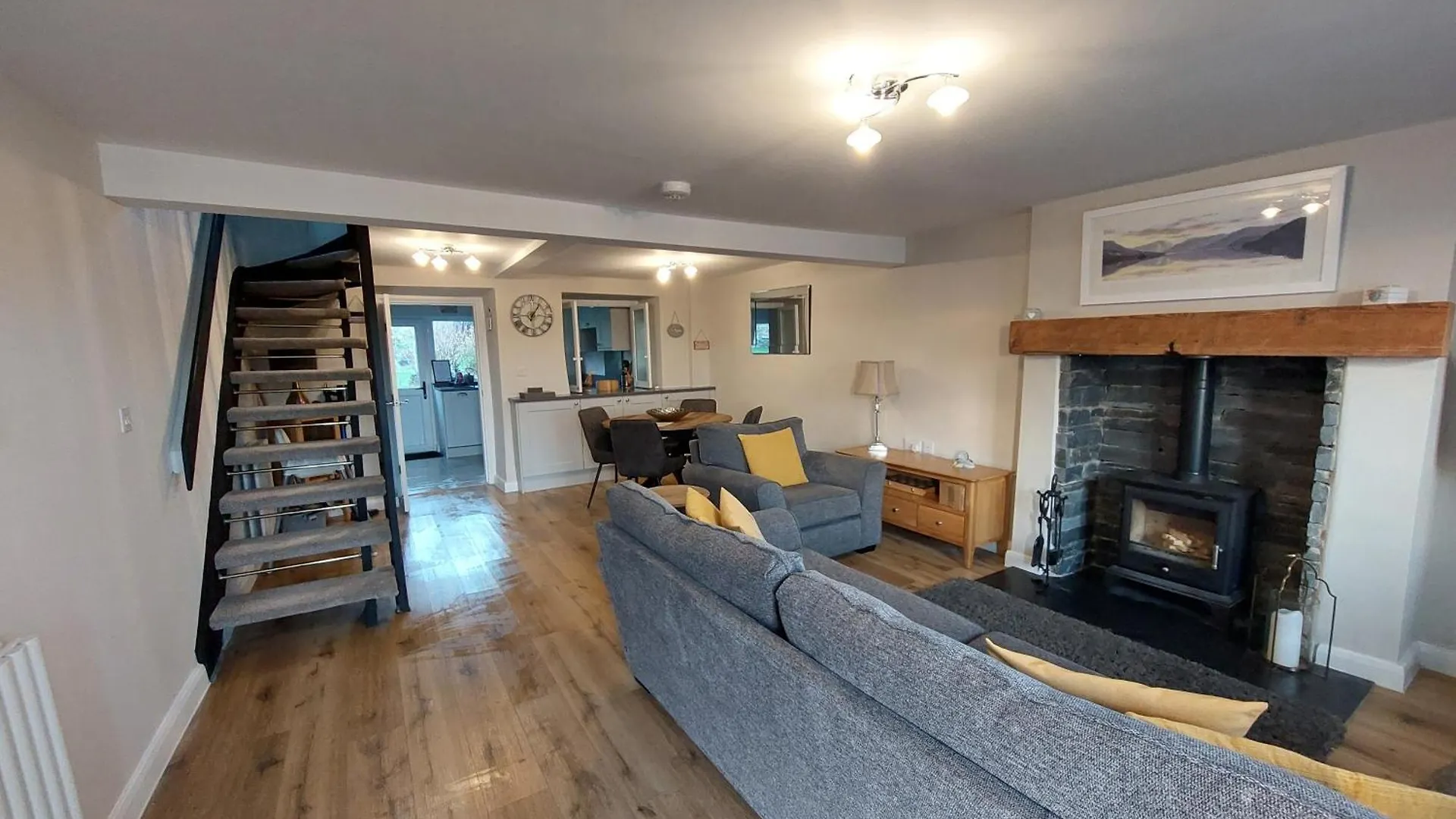 Sunny Bank, Cark-in-cartmel *