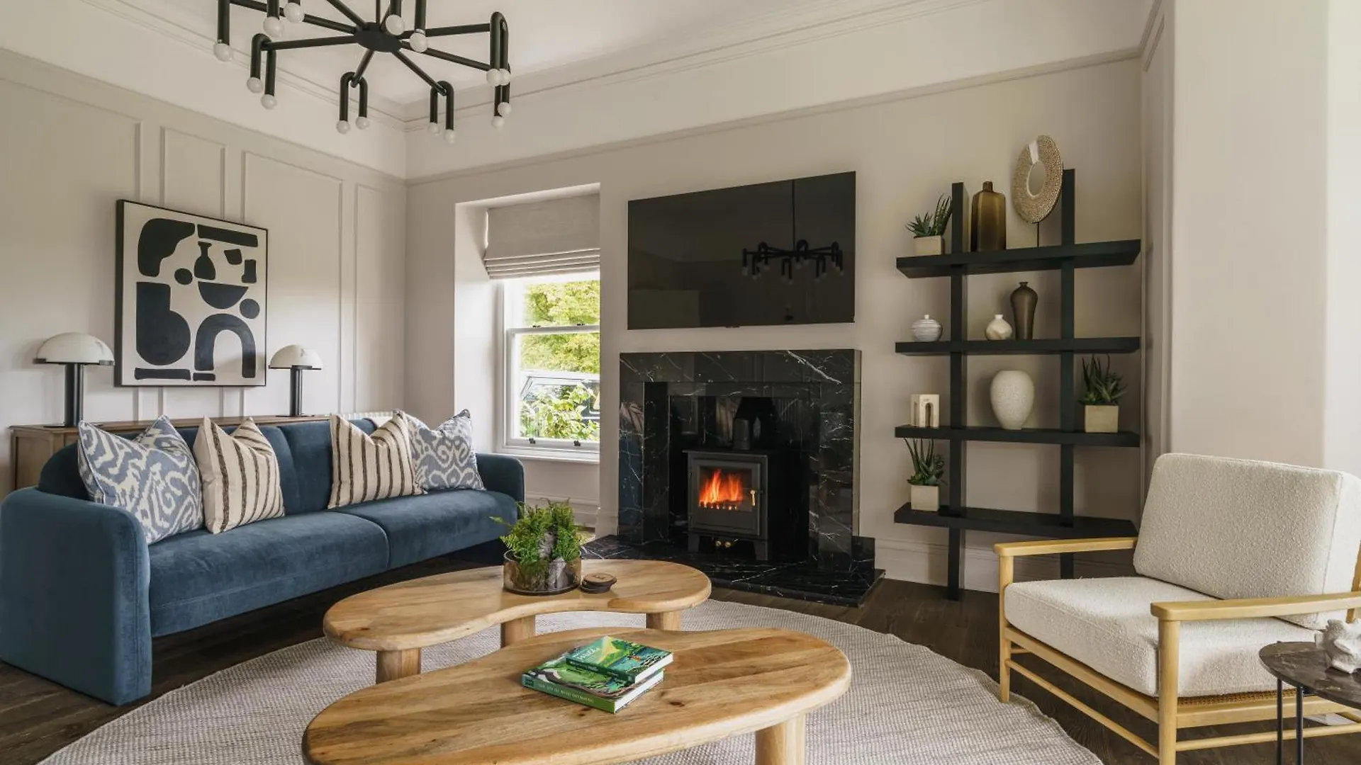 Beaumont Exquisite Lakeland House, Sleeps 10