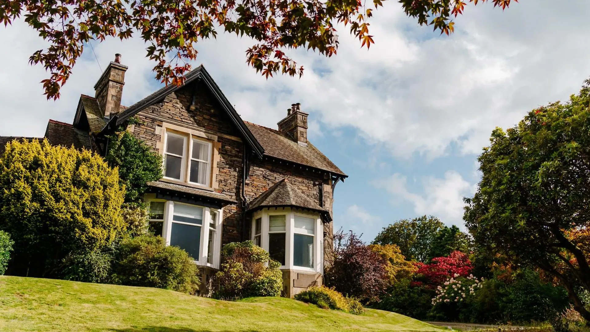 Beaumont Exquisite Lakeland House, Sleeps 10 Villa