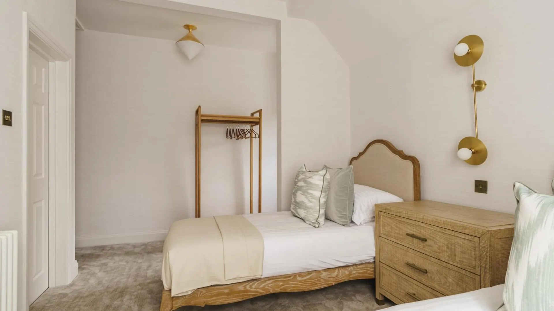 Beaumont Exquisite Lakeland House, Sleeps 10 温德米尔