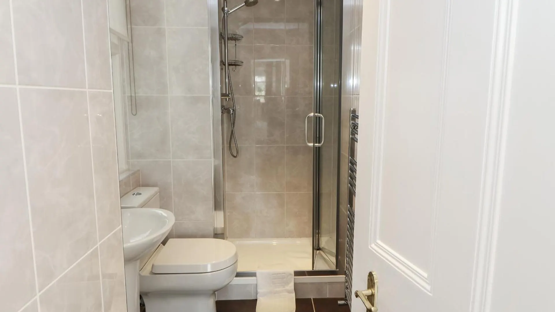 Apartment 2 Birkhead *