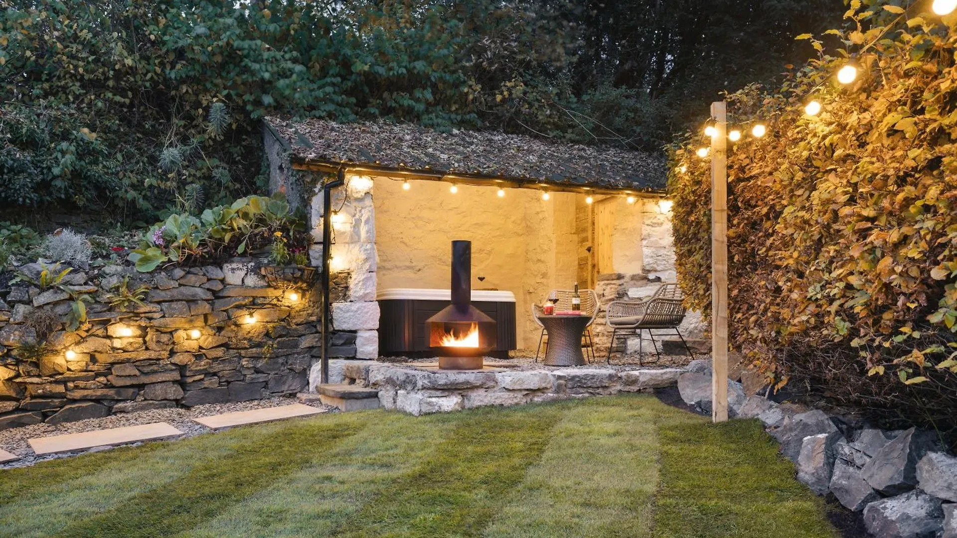 Mead A Tranquil Retreat In The Heart Of The District