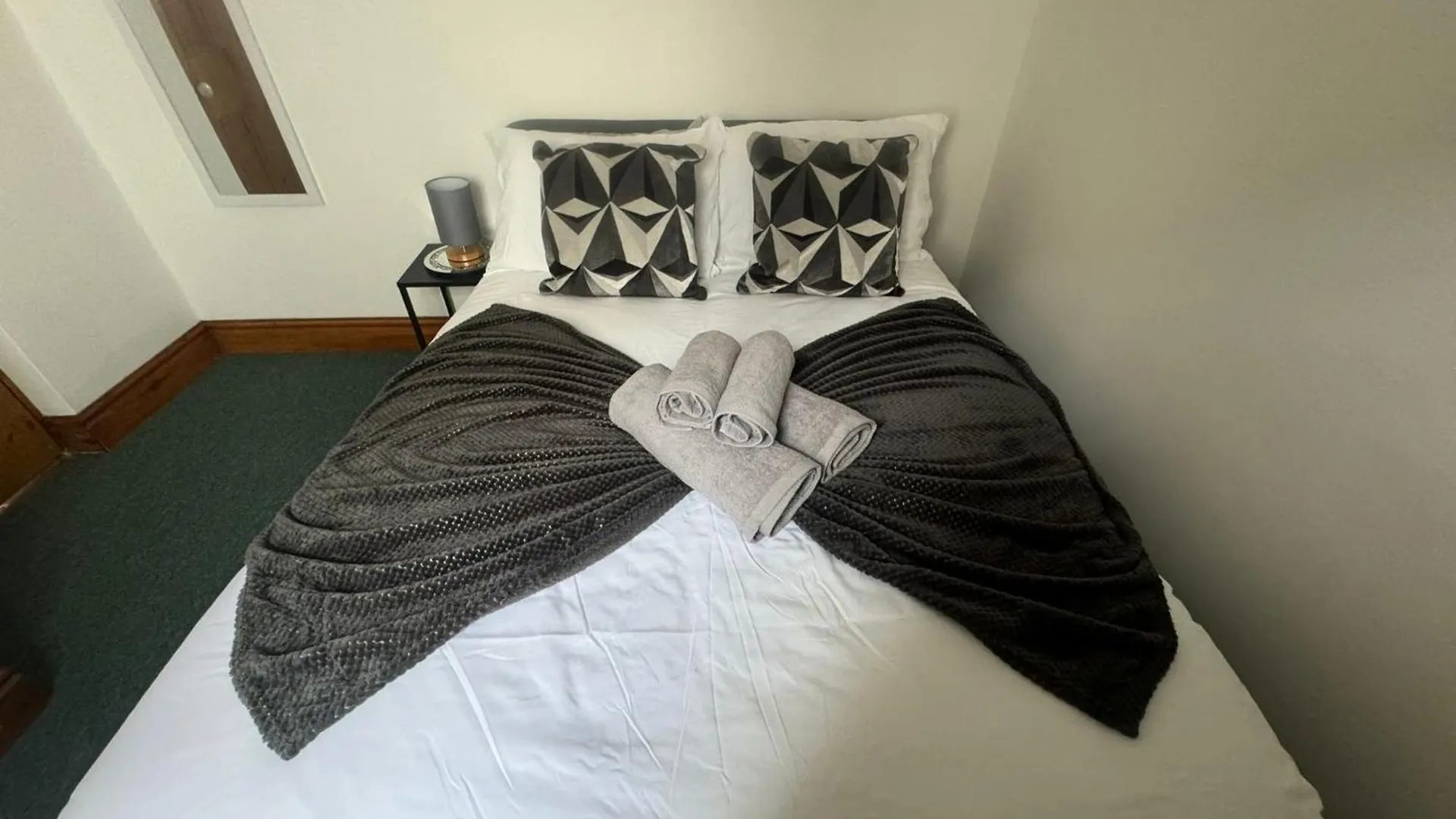 Robinson's Retreat - - District Holiday home