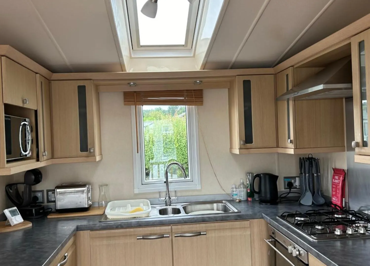 Ralfgus 16 Forest Views Caravan Park,moota * Plumbland