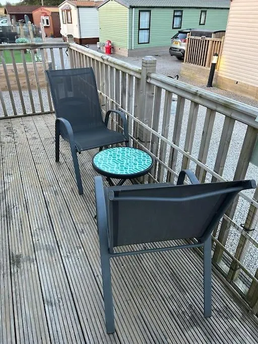 Ralfgus 16 Forest Views Caravan Park,moota Holiday home