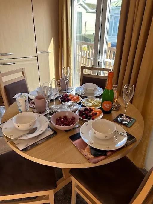 Prázdninový dům Ralfgus 16 Forest Views Caravan Park,moota