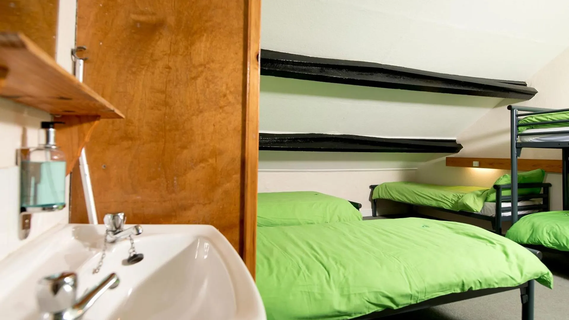 Yha Hostel
